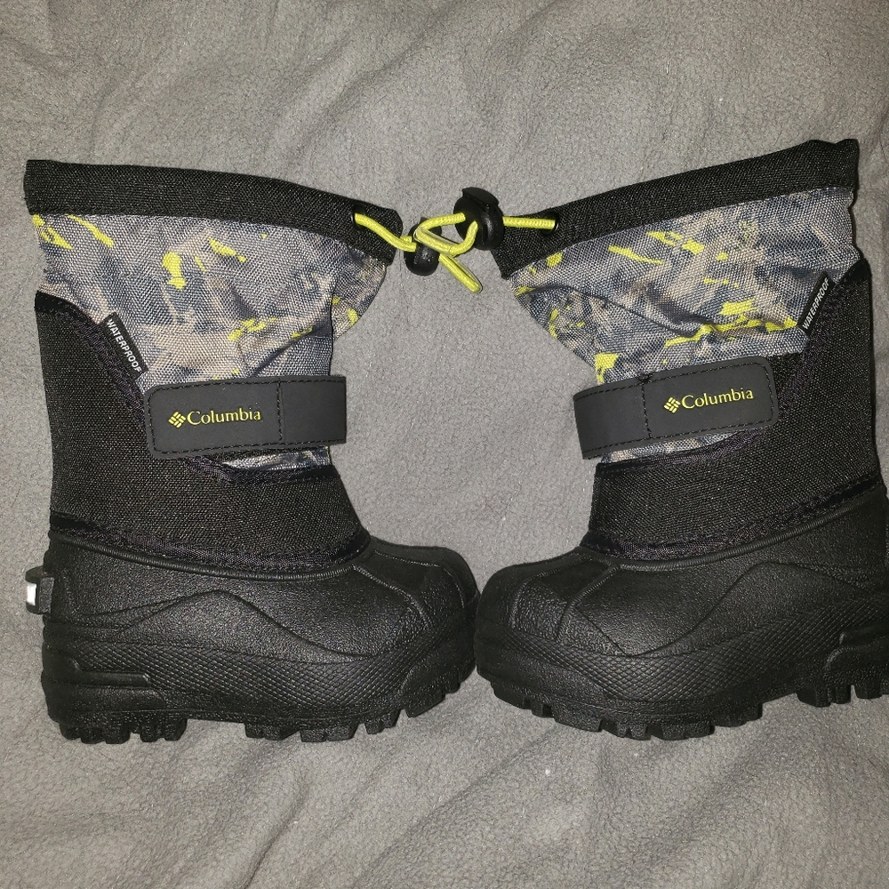 Columbia Snow Boots - Picture 2 of 4